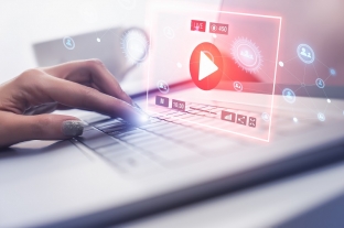 Se streamingem a IPTV získáte oproti kabelovce spoustu funkcí navíc